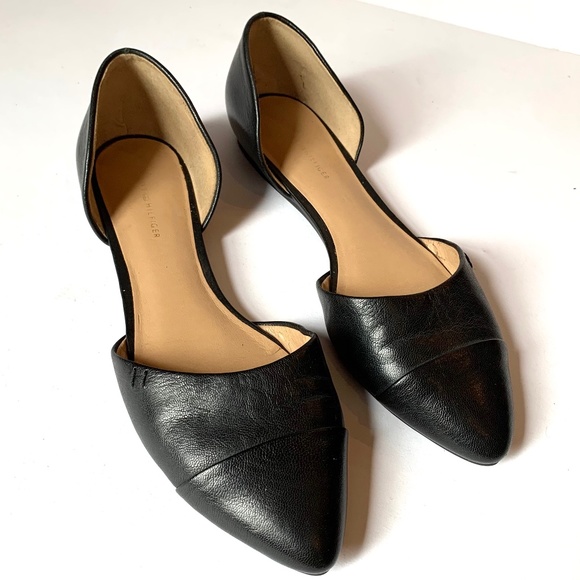 Tommy Hilfiger Shoes - 💲⬇️Tommy Hilfiger Black Flats